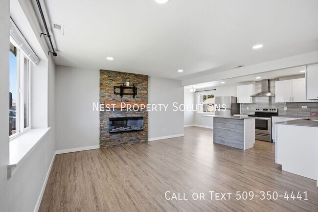 Building Photo - 912 S Alderwood Dr