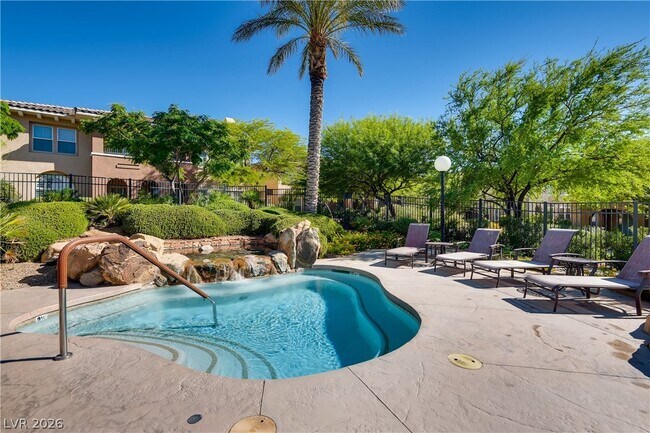 Building Photo - 845 Pantara Pl
