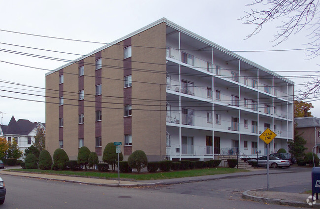Primary Photo - 6 Gilson Rd