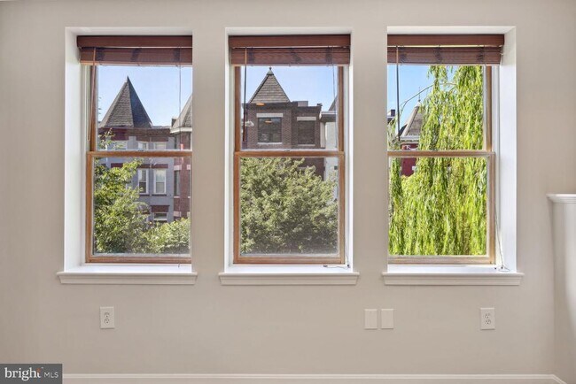 Building Photo - 70 Rhode Island Ave NW