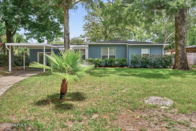 Primary Photo - 6190 Mercer Cir E