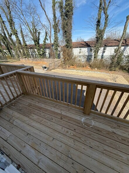 Building Photo - 713 Ewing Blvd