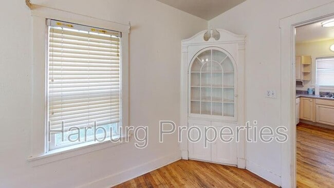 Building Photo - 3661 Iris Ave