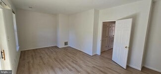 Building Photo - 46193 Walpole Terrace