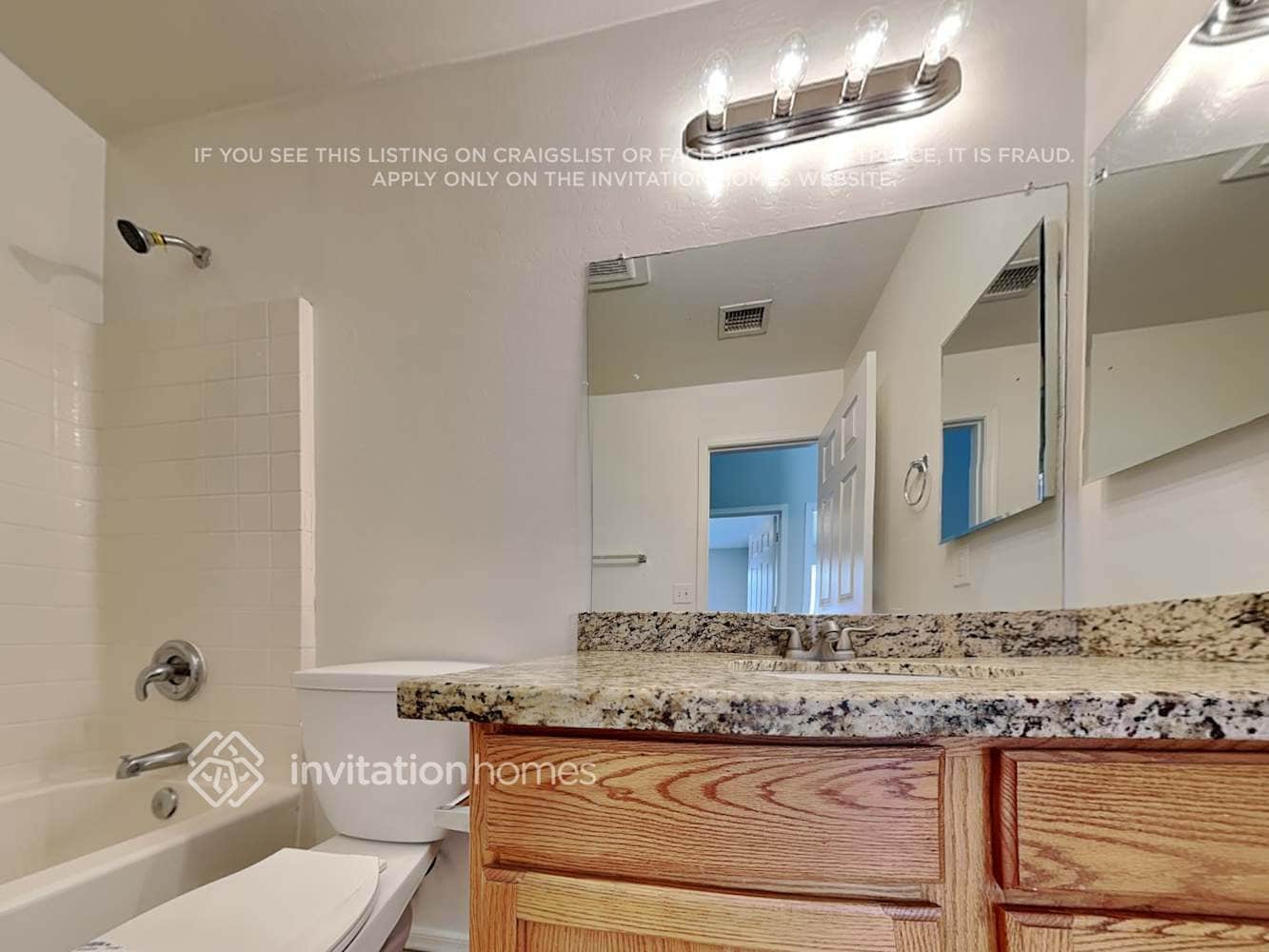 Building Photo - 11003 E Delta Ave