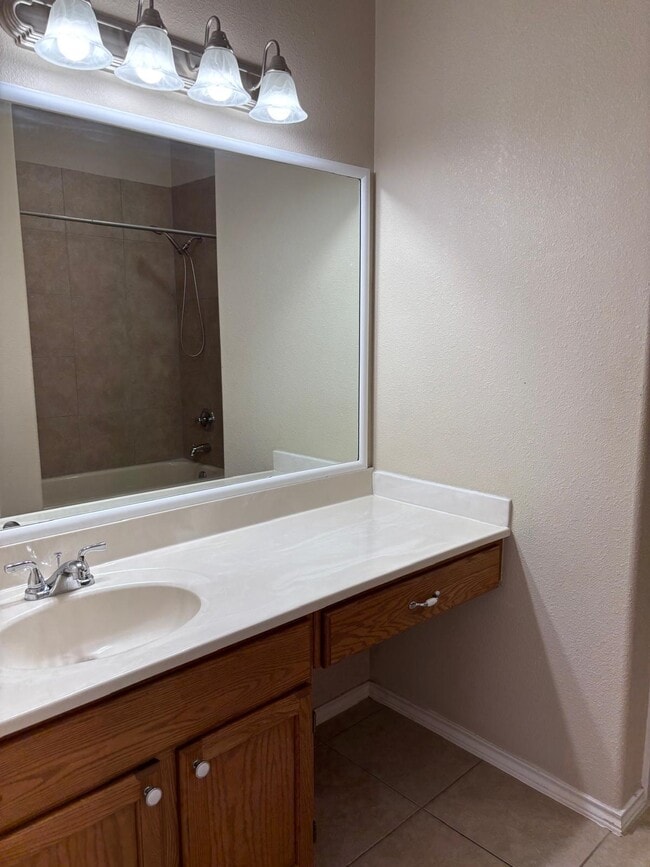 Building Photo - 217 Kahlo Loop