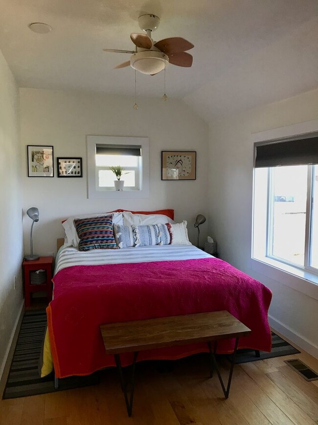 Building Photo - Fully Furnished House with lake views and ...