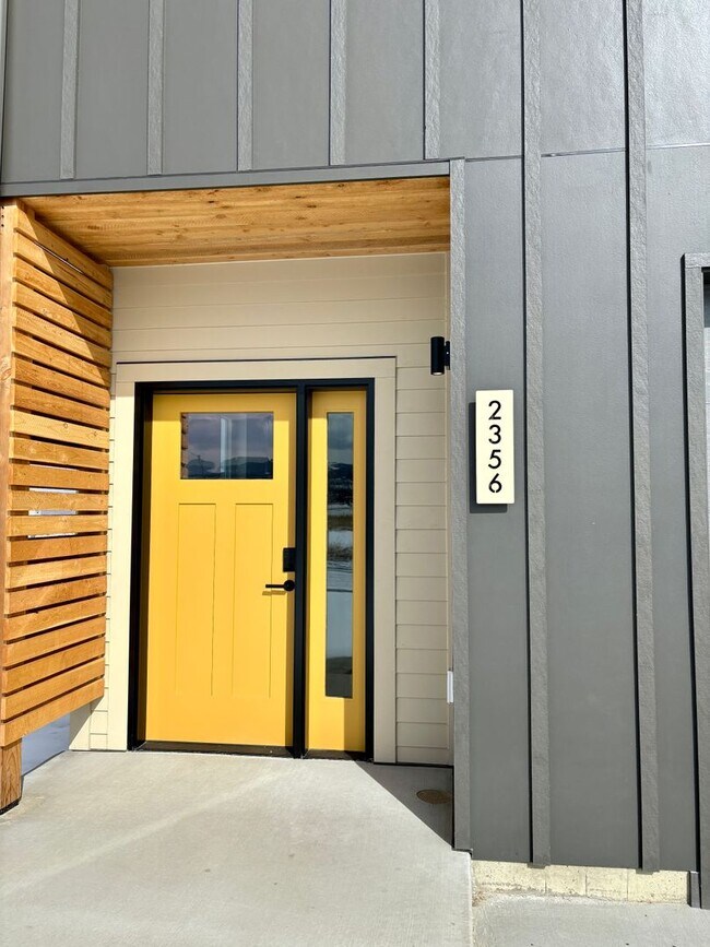 Building Photo - 2356-60 Shorthorn Ave. - Burnham Ranch Building 4