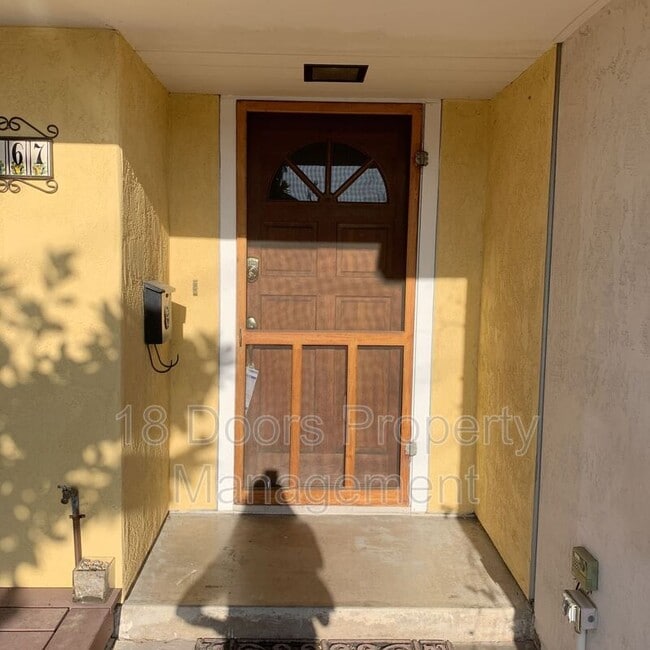 Building Photo - 5167 Tipton St