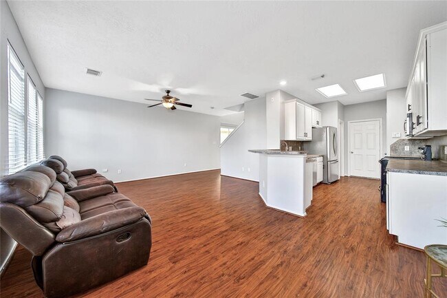 Building Photo - 3306 Orchid Trace Ln