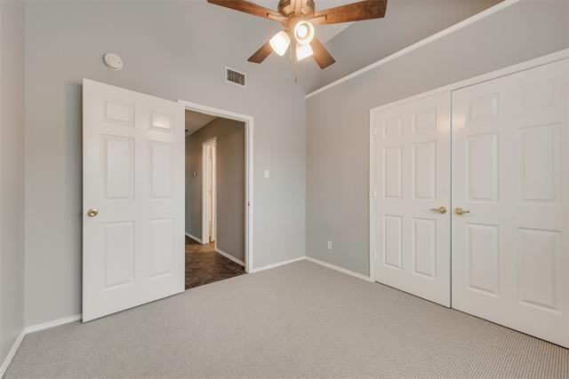 Building Photo - 1220 Royal Crescent Dr