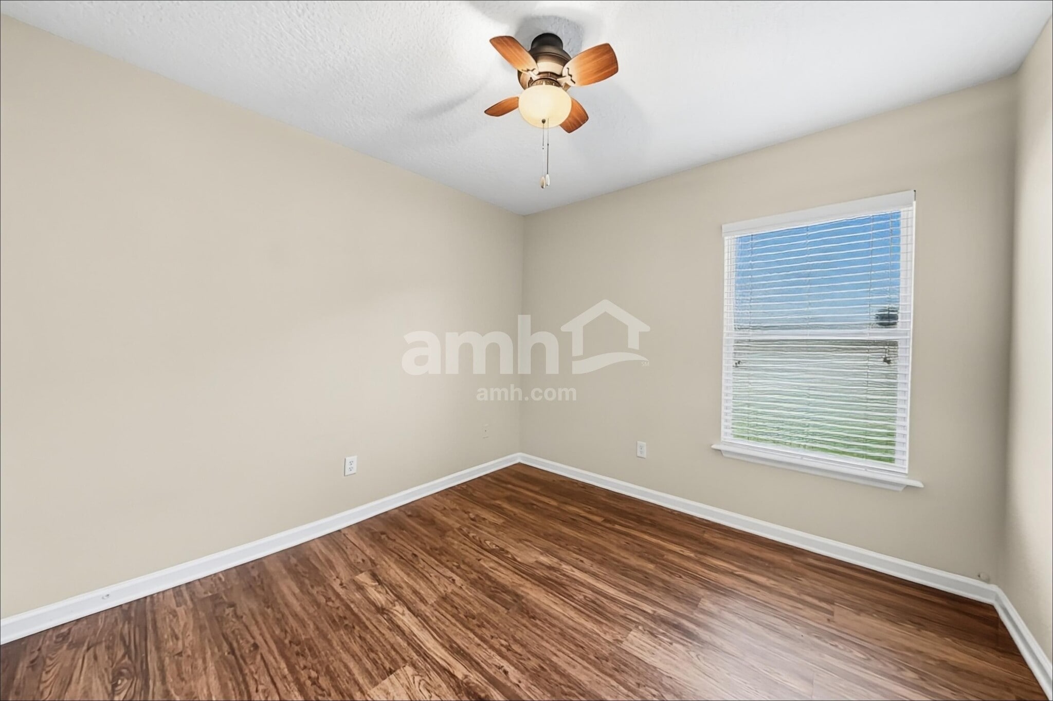 Building Photo - 422 Bostwick Cir