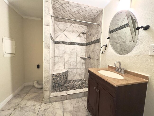 Building Photo - 4503 E Stassney Ln