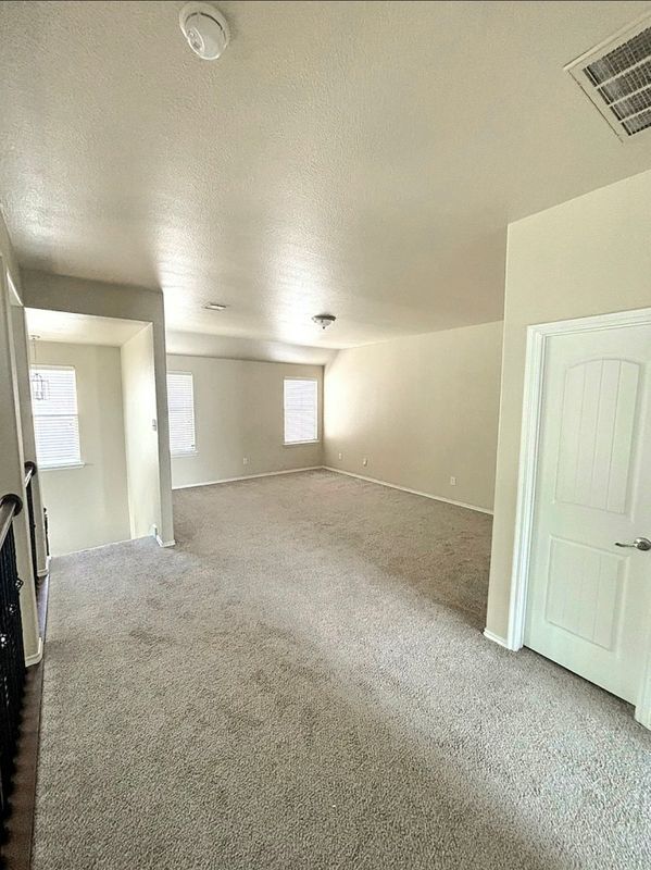 Building Photo - 9717 Sand Trap Dr