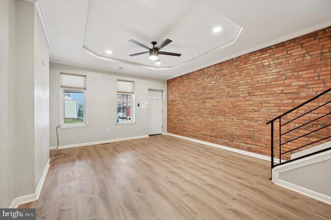 Building Photo - 717 N 38th St