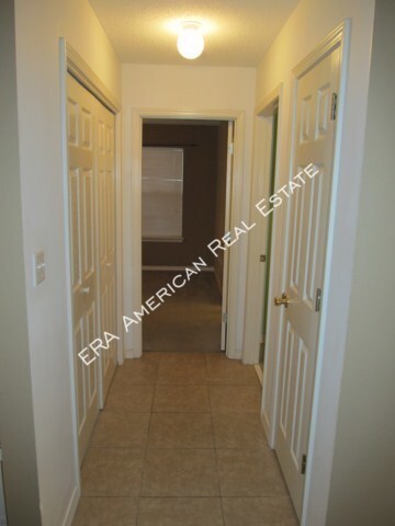 Building Photo - 136 Beach Dr
