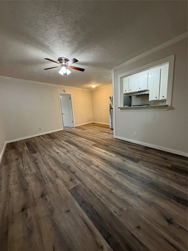 Building Photo - 4811 Oakland St