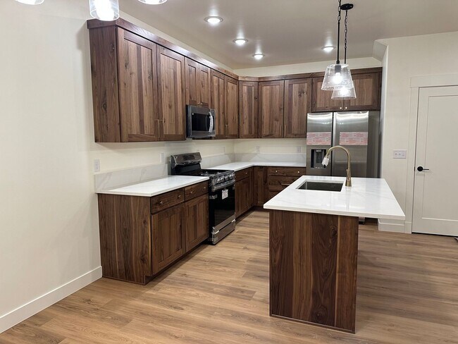 Building Photo - 1583 N Ravens Best Cir