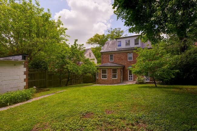 Building Photo - Charming & Spacious Colonial in N Cleveland Park w/Park-Like Rear Garden & Detached Garage