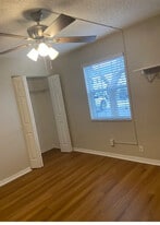 Building Photo - 233 Lewfield Cir
