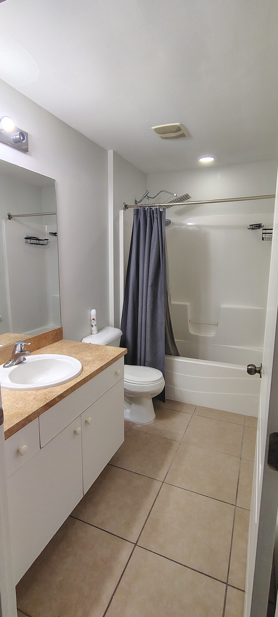 Building Photo - 1624 Kismet Pky E