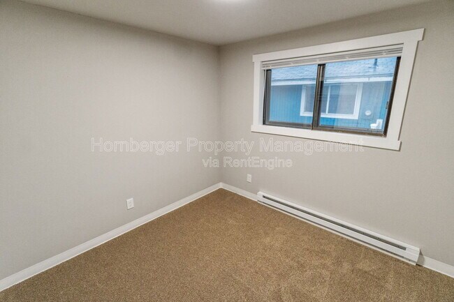 Building Photo - 508 E Rich Ave