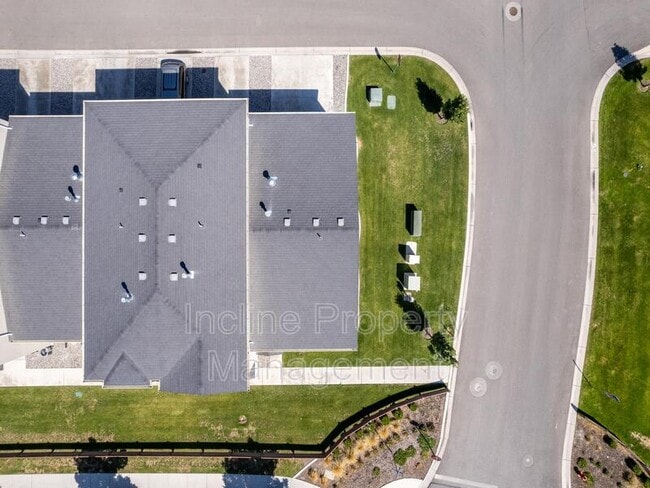 Building Photo - 178 E 630 N