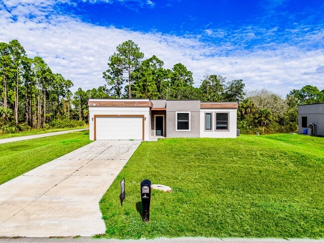 Building Photo - 674 Windermere Dr