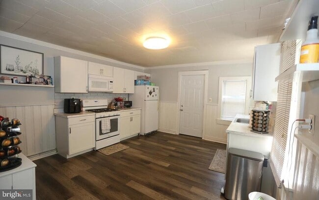 Building Photo - 116 Ellis St