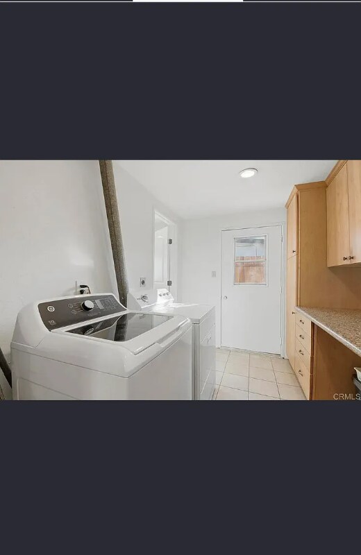 Building Photo - 5566 Streamview Dr