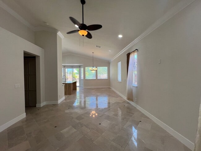 Building Photo - Gorgeous, Low Maintenace, Like new Home Cl...