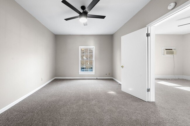 Building Photo - 2 Bedroom Home Near APSU Campus For Rent!