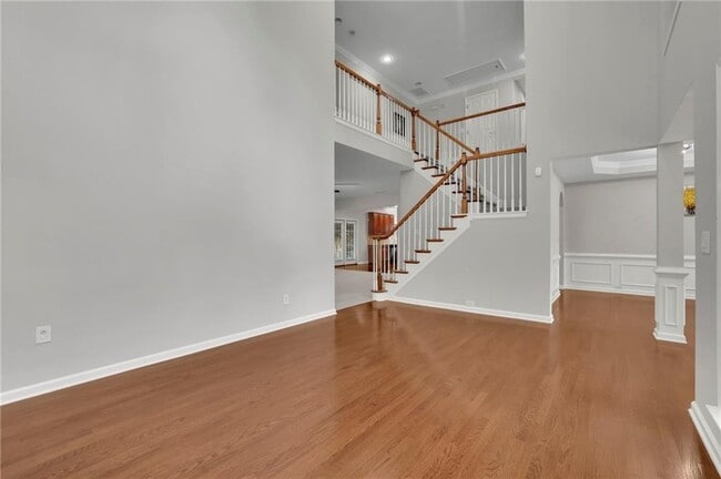 Building Photo - 2945 Links View Way