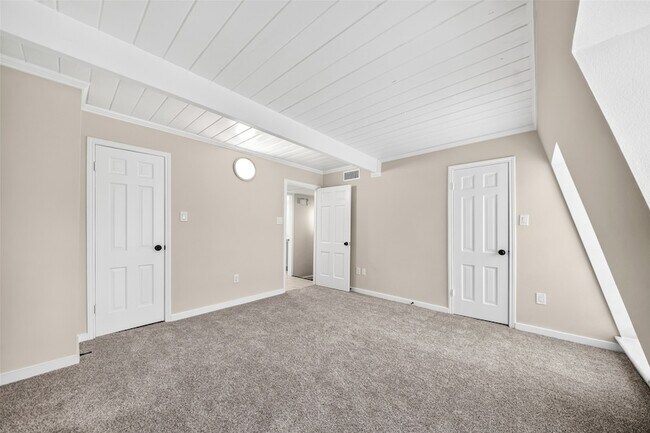 Building Photo - 5328 Brownway St