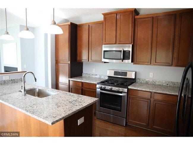 Building Photo - 16513 Dodd Ln