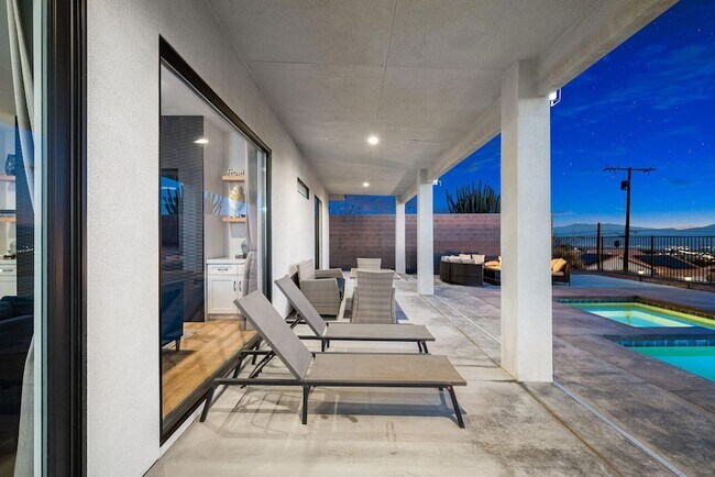 Building Photo - 66801 Verbena Dr