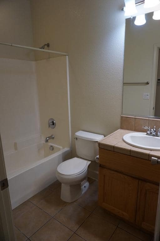 Building Photo - 424 Barclay Way