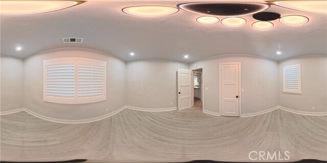 Building Photo - 211 N Pasadena Ave