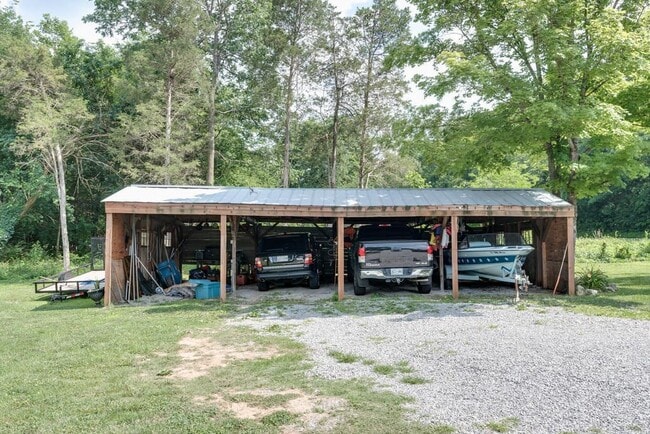 Building Photo - 108 Spencer Creek Rd