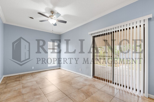 Building Photo - 512 Cindy St