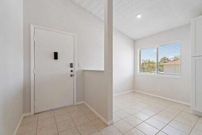 Building Photo - 6531 Chasewood Dr