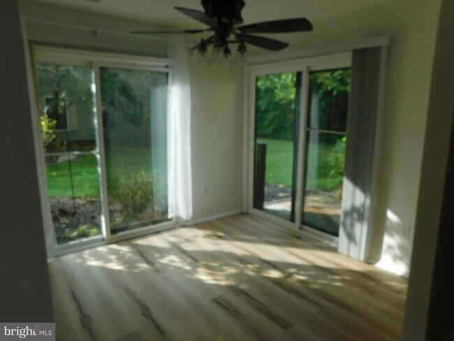 Building Photo - 87A W Bluebell Ln