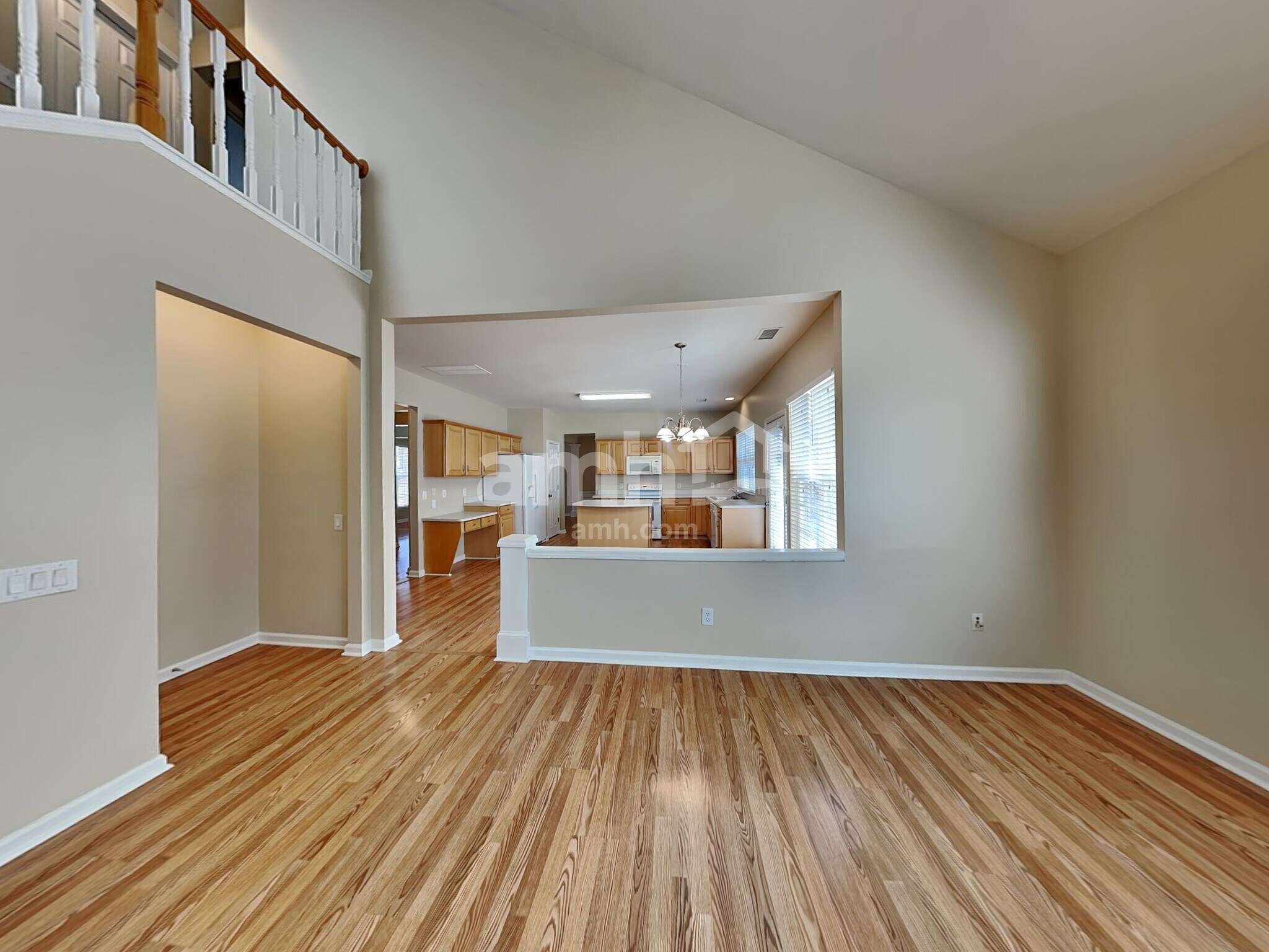 Building Photo - 18306 Victoria Bay Dr