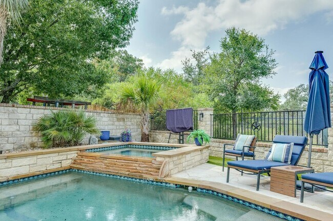 Building Photo - 12727 Cloud Mountain Crossing