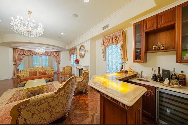 Building Photo - NO MIN CREDIT SCORE REQUIRED, BK OKAY, PAST EVICTION OKAY!, BACKGROUND FRIENDLY. Apply at "The Re...