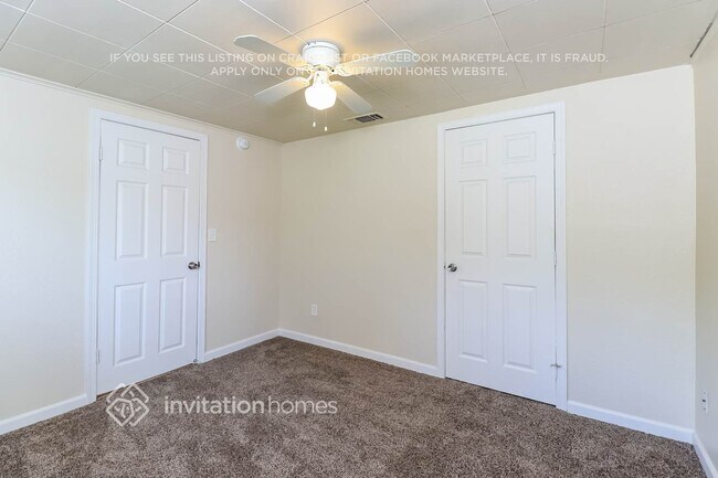 Building Photo - 425 Jasmine Ave