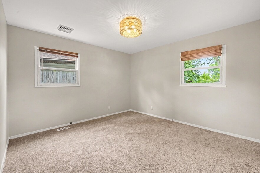 Building Photo - 8490 Smallwood Ln