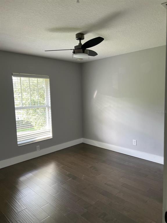 Building Photo - 9724 Tivoli Villa Dr