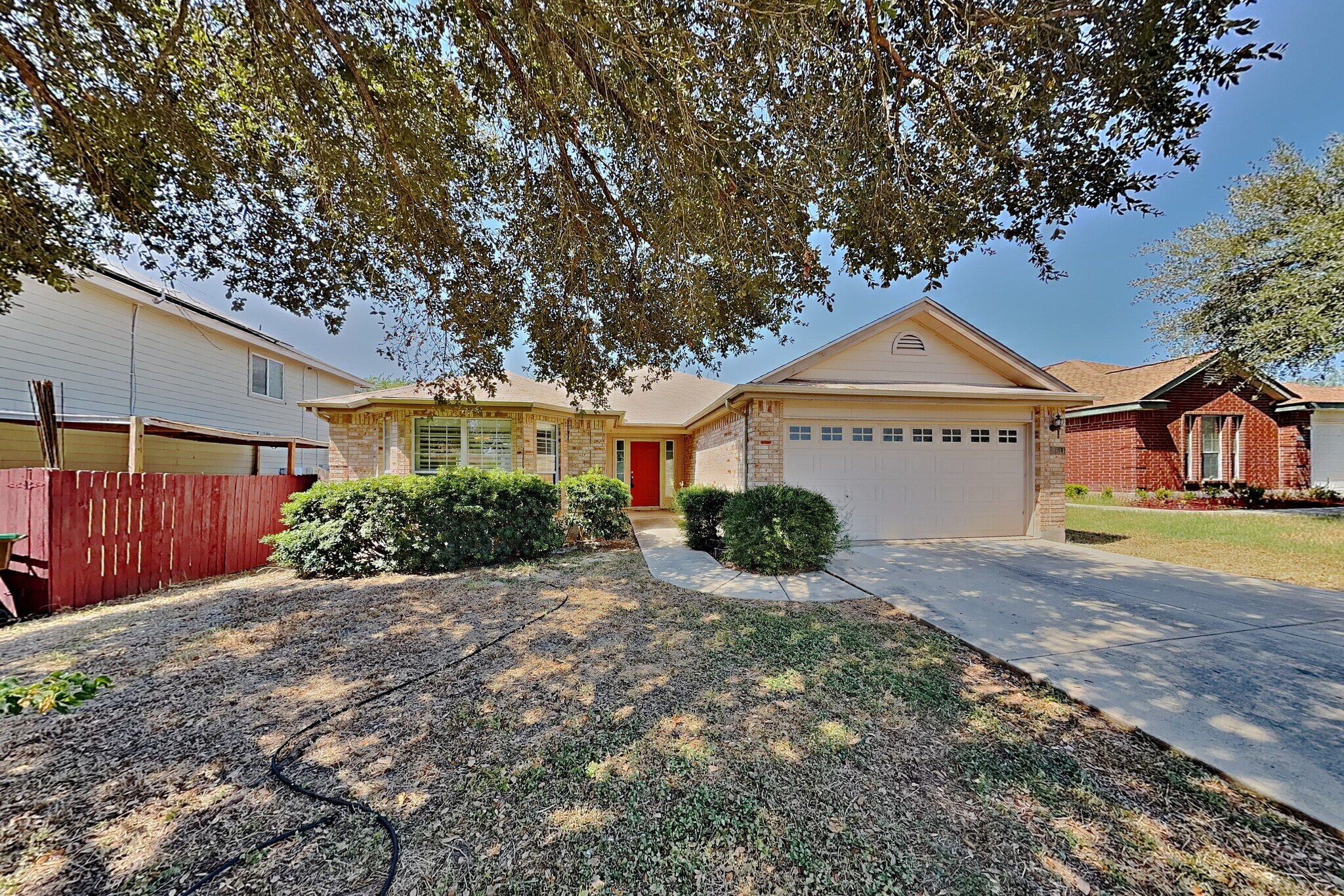 Building Photo - 4611 Echo Lake Dr