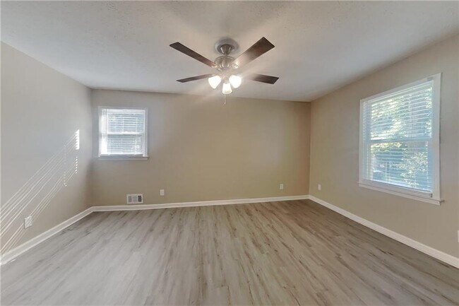 Building Photo - 5265 Concord Ridge Dr SW